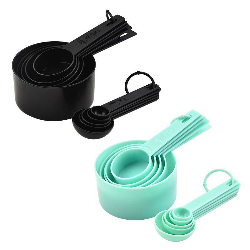 Plastic Measuring Cups and Spo - مراجعة Kitchen Gadgets Under $10 وسعره